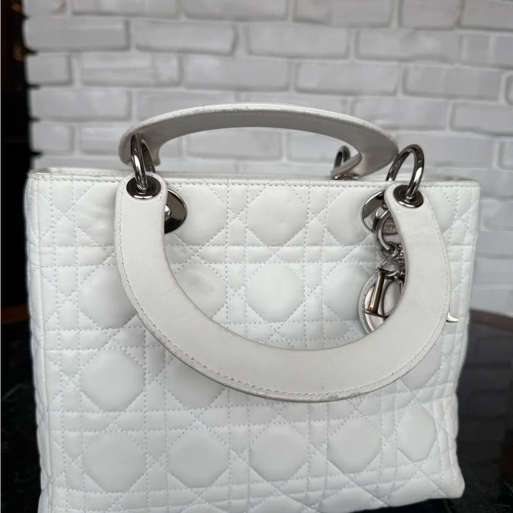 Christian Dior Cannage Lady Dior - Picture 13 of 17